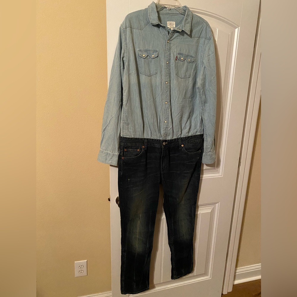 Levi’s Denim Jumpsuit NWOT Size Large